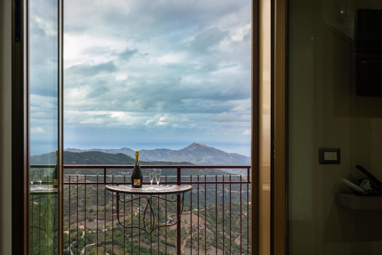 Casa Vacanze Dell'Angelo San Mauro Castelverde Exterior foto