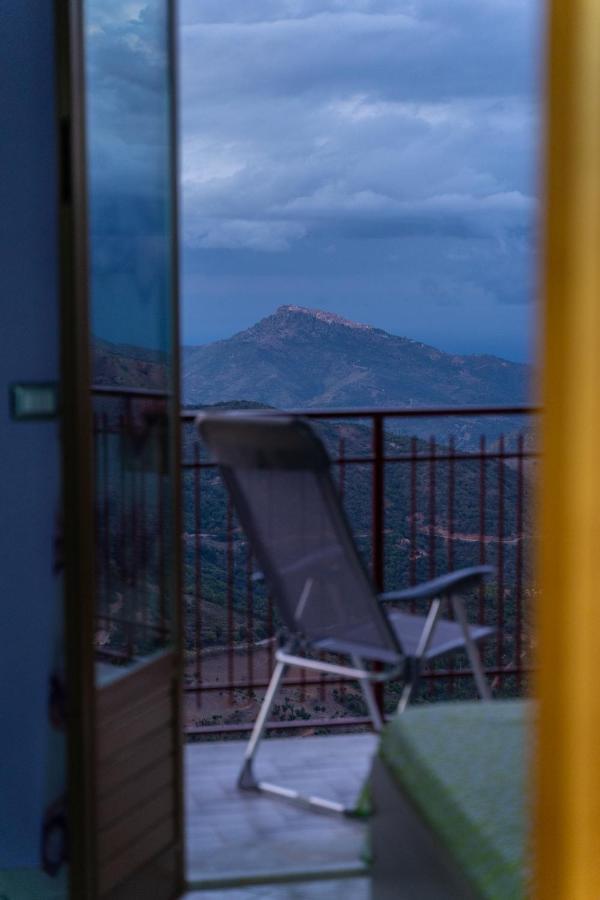 Casa Vacanze Dell'Angelo San Mauro Castelverde Exterior foto